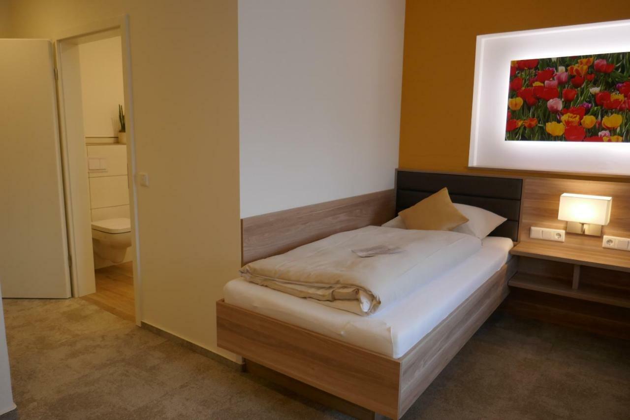 Hotel Van Lendt Garni ดึลเมน ภายนอก รูปภาพ